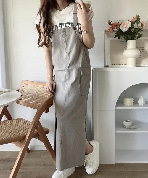 andme（アンドミー）の「コットンツイルカーゴポケットキャミワンピース（ジャンパースカート・レディース・オフホワイト/カーキ/グレー/ケミカルウォッシュ/ブラック/スミクロ/サックスブルー・M/L）」の15枚目の写真