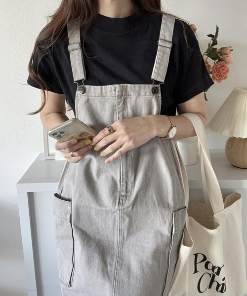 andme（アンドミー）の「コットンツイルカーゴポケットキャミワンピース（ジャンパースカート・レディース・オフホワイト/カーキ/グレー/ケミカルウォッシュ/ブラック/スミクロ/サックスブルー・M/L）」の12枚目の写真