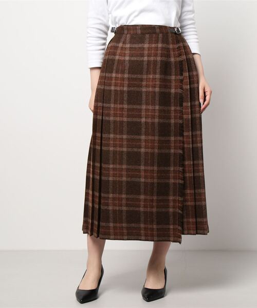 O'NEIL of DUBLIN（オニールオブダブリン）の「O'Neil of Dublin 別注クラシックモデル ウーステッドウール 100% キルトスカート ロング 81cm（スカート・レディース・ネイビー/ダークブルー/シルバーグレー/ブルーグレー/オレンジ/ライトグレー/マスタード/オリーブ/グリーン/ライトブルー/ダークグリーン/グレー系その他/ブラック×ブルー/ブルー/ライトカーキ/ブラウン/グリーン系その他/ダークオレンジ/グレー/バーガンディー/レッド/ダークブラウン/ブルーグリーン/ライトグリーン・8/10/12/14）」の8枚目の写真