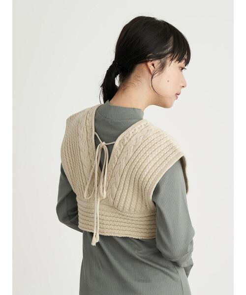 earth music&ecology（アースミュージックアンドエコロジー）の「ケーブルニットビスチェ　＊（ベスト・レディース・ブラック/ブラウン/ホワイト系その他2・FREE）」の6枚目の写真