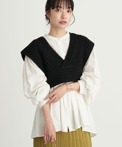 earth music&ecology（アースミュージックアンドエコロジー）の「ケーブルニットビスチェ　＊（ベスト・レディース・ブラック/ブラウン/ホワイト系その他2・FREE）」の3枚目の写真