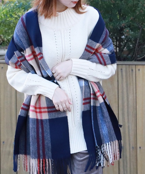 HONEYSUCKLE ROSE（ハニーサックルローズ）の「【HONEYSUCKLE ROSE】オリジナルチェック柄マフラー（マフラー・レディース・ベージュ/ネイビー/オフホワイト・ONE SIZE）」の3枚目の写真