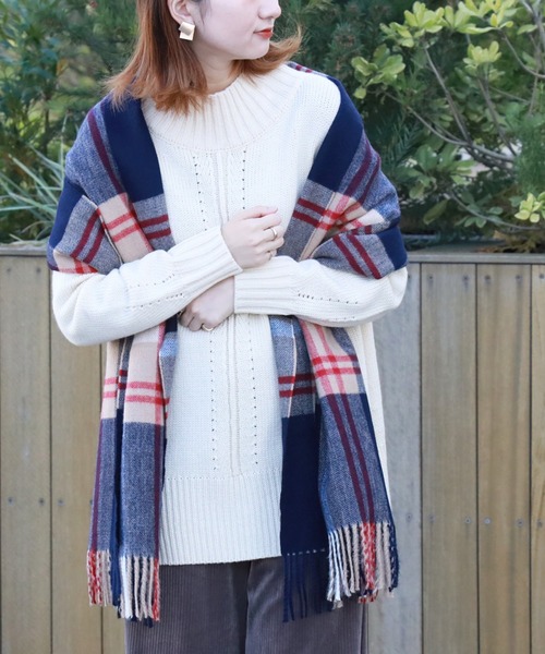 HONEYSUCKLE ROSE（ハニーサックルローズ）の「【HONEYSUCKLE ROSE】オリジナルチェック柄マフラー（マフラー・レディース・ベージュ/ネイビー/オフホワイト・ONE SIZE）」の18枚目の写真