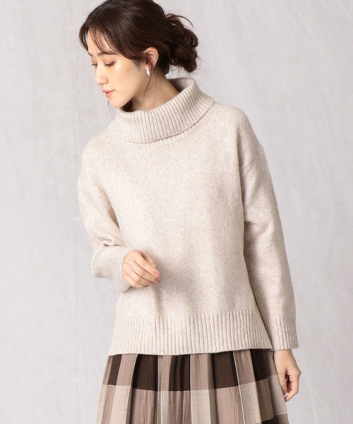 Comme Ca Mature(コムサマチュア)の「《ウォッシャブル》起毛 オフタートルニット(ニット/セーター・レディース・ベージュ/ミント/ラベンダー・FREE)」の1枚目の写真