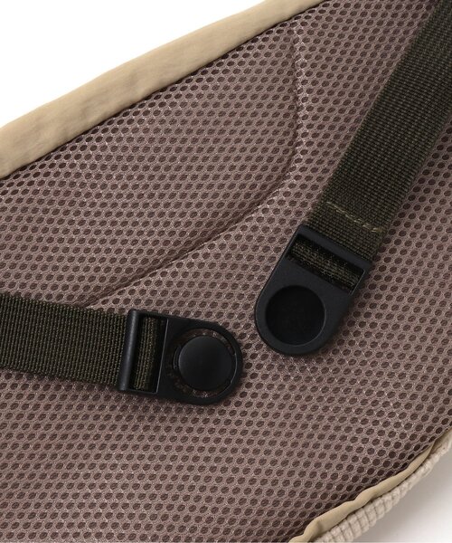 BREEZE（ブリーズ）の「コーデュロイショルダーバッグ（ボディバッグ/ウエストポーチ・キッズ・ブラック/レッド/ベージュ・FREE）」の14枚目の写真