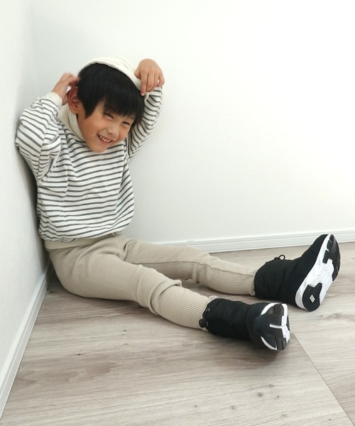 AmiAmi(アミアミ)の「キッズスノーブーツ/防寒ダウンブーツ(ブーツ・キッズ・ブラック/ライトグレー・18cm/19cm/20cm/21cm/22cm)」の3枚目の写真