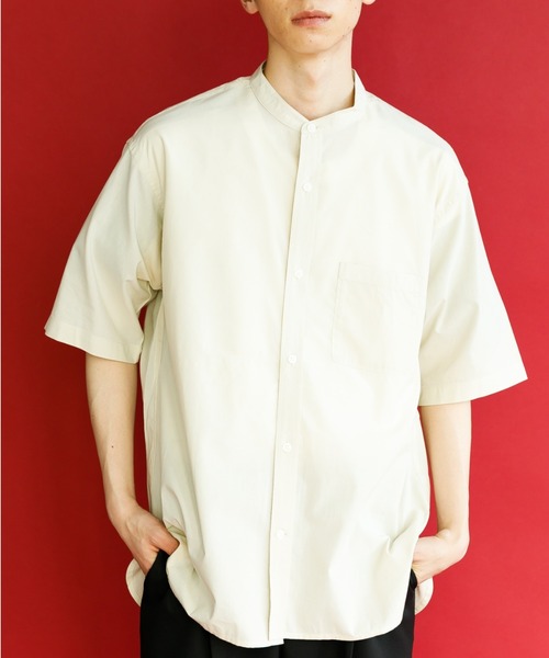 koe（コエ）の「綿レーヨン半袖バンドカラーシャツ*（シャツ/ブラウス・メンズ・アイボリー/ベージュ系その他4/グレー系その他3・M/L）」の2枚目の写真