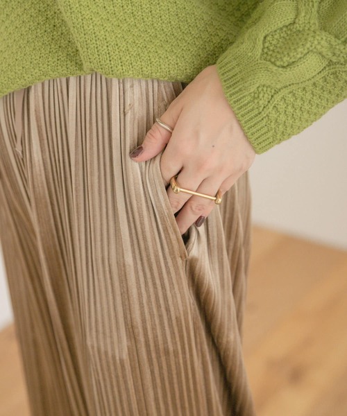 ITEMS URBANRESEARCH（アイテムズ アーバンリサーチ）の「ベロアプリーツパンツ（その他パンツ・レディース・ブラック/ベージュ/ピンク/グリーン系その他・FREE）」の9枚目の写真