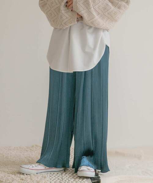 ITEMS URBANRESEARCH（アイテムズ アーバンリサーチ）の「ベロアプリーツパンツ（その他パンツ・レディース・ブラック/ベージュ/ピンク/グリーン系その他・FREE）」の13枚目の写真