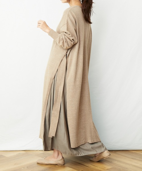 AZUL ENCANTO（アズールエンカント）の「ニットロングスリットカーデ（カーディガン/ボレロ・レディース・ブラック/ベージュ/グレー・FREE）」の5枚目の写真