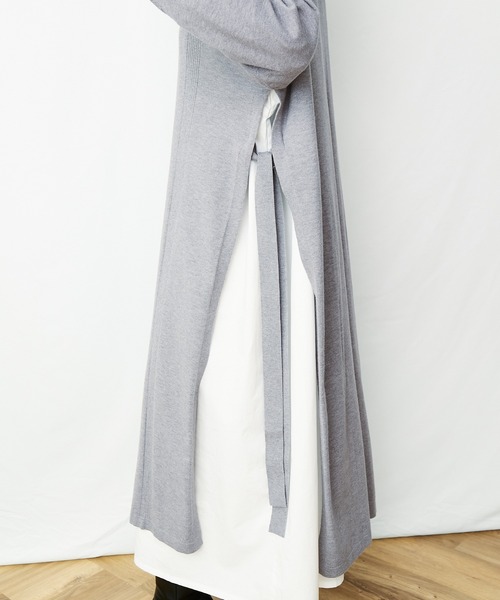 AZUL ENCANTO（アズールエンカント）の「ニットロングスリットカーデ（カーディガン/ボレロ・レディース・ブラック/ベージュ/グレー・FREE）」の19枚目の写真