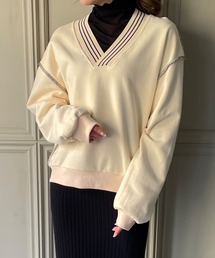 リブラインＶネックトレーナー