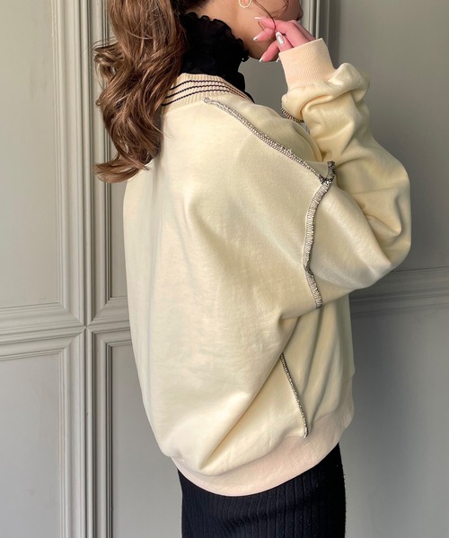 JUNOAH(ジュノア)の「リブラインVネックトレーナー(スウェット・レディース・ブラック/ブルー/アイボリー/ミント/ホワイト系その他・MEDIUM/LARGE)」の11枚目の写真