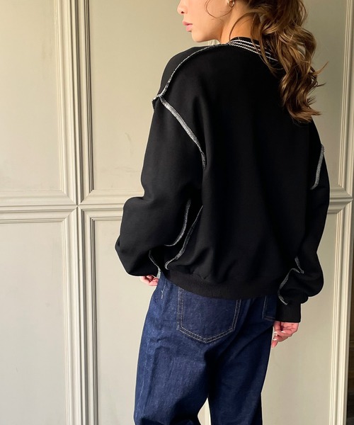 JUNOAH(ジュノア)の「リブラインVネックトレーナー(スウェット・レディース・ブラック/ブルー/アイボリー/ミント/ホワイト系その他・MEDIUM/LARGE)」の16枚目の写真