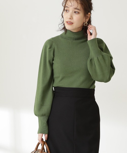 N.（N. Natural Beauty Basic）（エヌエヌナチュラルビューティーベーシック）の「◆パワーショルダータートルネックニット（ニット/セーター・レディース・オフホワイト/ブラック/グリーン・MEDIUM）」の3枚目の写真