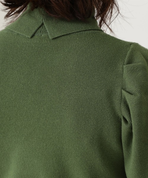 N.（N. Natural Beauty Basic）（エヌエヌナチュラルビューティーベーシック）の「◆パワーショルダータートルネックニット（ニット/セーター・レディース・オフホワイト/ブラック/グリーン・MEDIUM）」の5枚目の写真