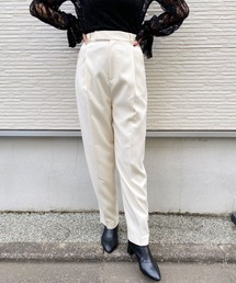 センタープレスタックテーパードパンツ〇