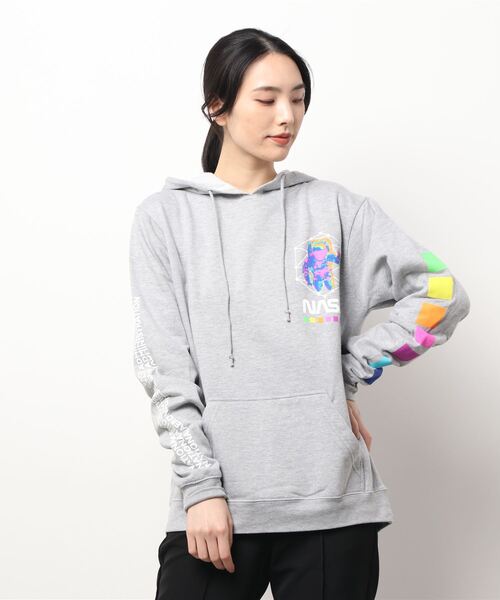 NASA（ナサ）の「《NASA》 SWEAT PULLPARKA（パーカー・レディース・ブラック/グレー・MEDIUM/LARGE/X-LARGE）」の14枚目の写真