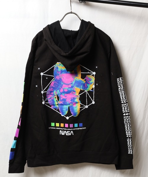 NASA（ナサ）の「《NASA》 SWEAT PULLPARKA（パーカー・レディース・ブラック/グレー・MEDIUM/LARGE/X-LARGE）」の7枚目の写真