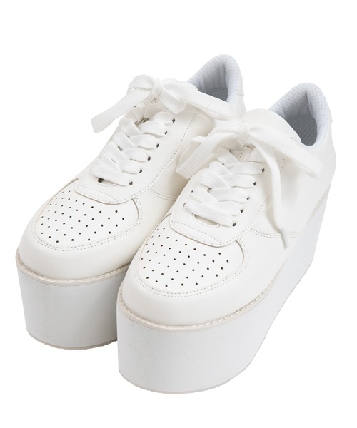 PUNYUS(プニュズ)の「ローカット厚底スニーカー(スニーカー・レディース・ブラック/ホワイト・3/2/1/4)」の15枚目の写真