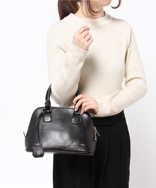 Chico（チコ）の「クラシックボストン（ボストンバッグ・レディース・ブラック/グレー/ベージュ/レッド・FREE）」の5枚目の写真