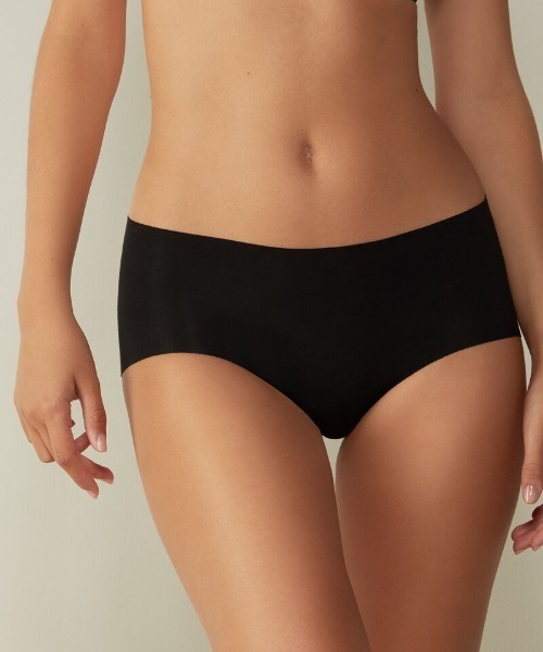 Intimissimi（インティミッシミ）の「シームレス スーピマコットン(R) キュロット（ショーツ・レディース・ブラック/ベージュ・S/M/L）」の3枚目の写真