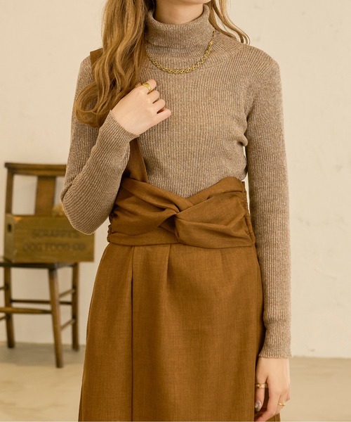 Ambre Neige(アンブルネージュ)の「メランジタートルニット/【WEB/EC限定商品】(ニット/セーター・レディース・ダークブラウン/ライトブラウン/ライトベージュ・FREE)」の21枚目の写真