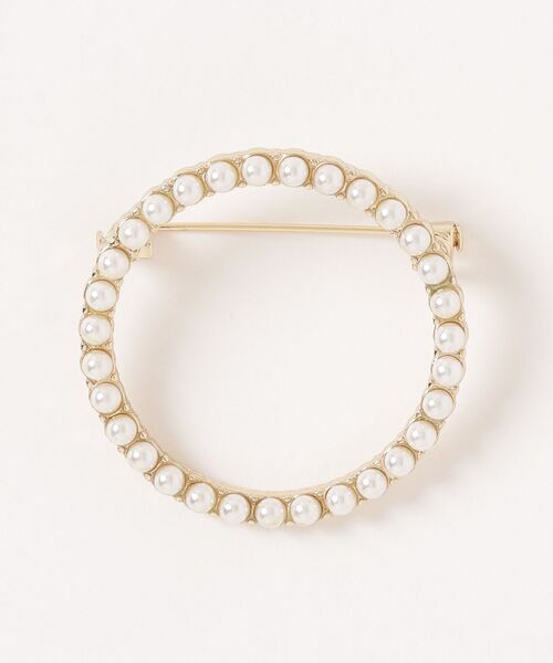 B:MING by BEAMS（ビーミングバイビームス）の「【セレモニー・フォーマル】パール サークル ブローチ（ブローチ/コサージュ・レディース・ホワイト/ゴールド・ONE SIZE）」の3枚目の写真