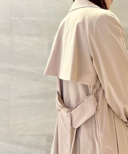 ESTNATION（エストネーション）の「ESTNATION / ポリエステルタスラントレンチコート（トレンチコート・レディース・ベージュ/ネイビー・38/36/34）」の18枚目の写真