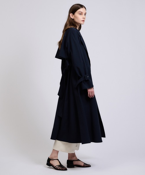 ESTNATION（エストネーション）の「ESTNATION / ポリエステルタスラントレンチコート（トレンチコート・レディース・ベージュ/ネイビー・38/36/34）」の22枚目の写真