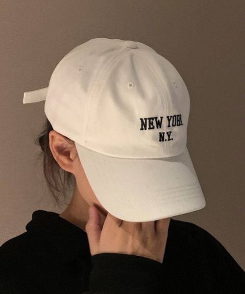 MGV(エムジーヴィー)の「”NEWYORK"レタリングキャップ(キャップ・メンズ・ホワイト/ブラック/ブラウン/ベージュ/ブルー/レッド・FREE)」の2枚目の写真