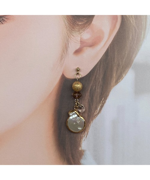 tone(トーン)の「【-lensa-】天然バロックパール使用の大人なピアス2(MA)(ピアス(両耳用)・レディース・ゴールド・FREE)」の10枚目の写真