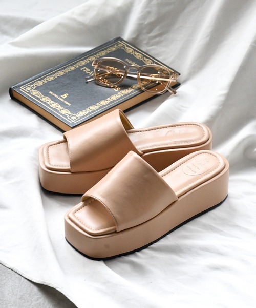 NOFALL（ノーフォール）の「スクエアトゥボリュームソールミュールサンダル（サンダル・レディース・ホワイト/ブラック/ベージュ/イエロー/グリーン・LL/S/M/L）」の9枚目の写真