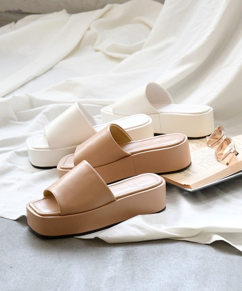 NOFALL（ノーフォール）の「スクエアトゥボリュームソールミュールサンダル（サンダル・レディース・ホワイト/ブラック/ベージュ/イエロー/グリーン・LL/S/M/L）」の21枚目の写真