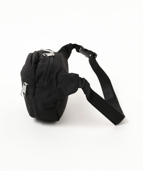 JANSPORT(ジャンスポーツ)の「JANSPORT / Fifth Avenue(ボディバッグ/ウエストポーチ・メンズ・ブラック/レッド系その他4/ブラック系その他4/シルバー/ケリーグリーン・ONE SIZE)」の13枚目の写真