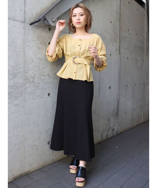 MURUA(ムルーア)の「スクエアネックベルトブラウスシャツ(シャツ/ブラウス・レディース・アイボリー/ブラック/イエロー・FREE)」の11枚目の写真