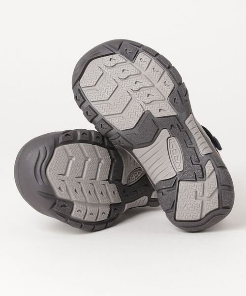 KEEN（キーン）の「VENICE H2 / ベニス エイチツー / キッズ サンダル（サンダル・キッズ・ネイビー・20cm/23.5cm/22.5cm/21cm/22cm）」の3枚目の写真