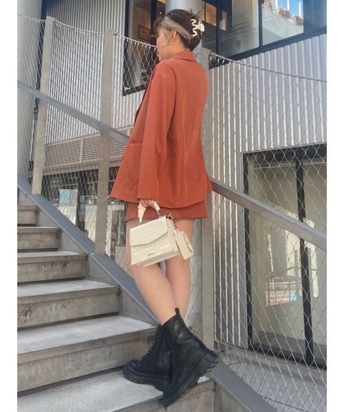 EVRIS(エヴリス)の「ラップデザインミニスカート【セットアップ着用可能】(スカート・レディース・ベージュ/オレンジ/グリーン・SMALL/MEDIUM)」の5枚目の写真