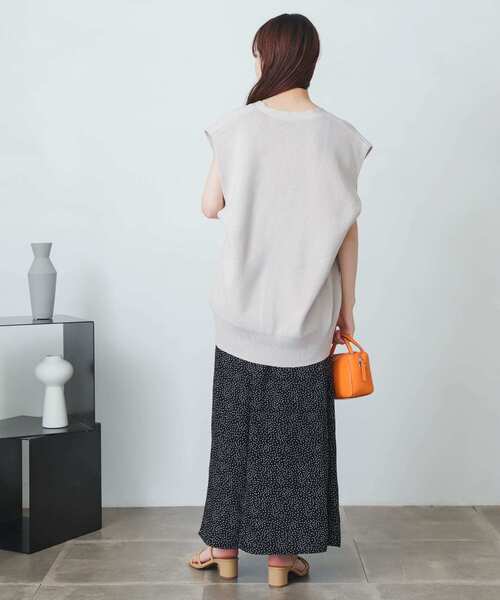 SENSE OF PLACE by URBAN RESEARCH(センスオブプレイスバイアーバンリサーチ)の「フロントボタンベスト(ベスト・レディース・ブラック/イエロー/ライトベージュ・ONE)」の5枚目の写真