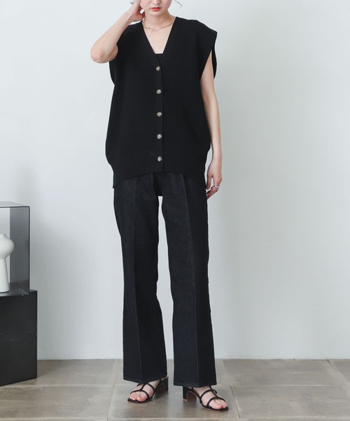 SENSE OF PLACE by URBAN RESEARCH(センスオブプレイスバイアーバンリサーチ)の「フロントボタンベスト(ベスト・レディース・ブラック/イエロー/ライトベージュ・ONE)」の13枚目の写真