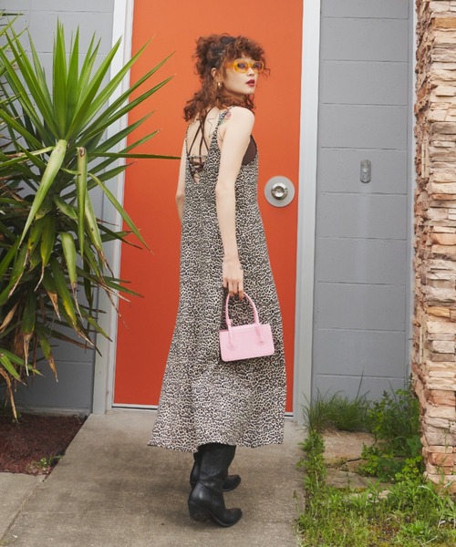 SHAGGIE（シャギー）の「レオパードサイドスリットワンピース