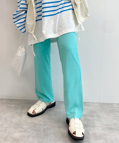 w closet(ダブルクローゼット)の「シアーリブフリーカットイージーパンツ(その他パンツ・レディース・ブラック/ピンク/オレンジ/ミント・FREE)」の3枚目の写真