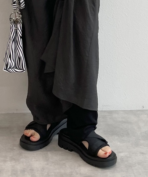 w closet(ダブルクローゼット)の「シアーリブフリーカットイージーパンツ(その他パンツ・レディース・ブラック/ピンク/オレンジ/ミント・FREE)」の19枚目の写真