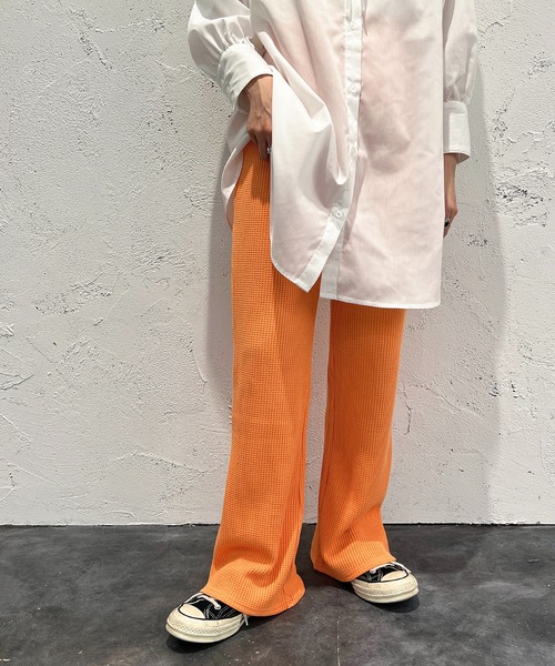 apres jour mignon（アプレジュールミニョン）の「ワッフルカラーパンツ【ZOZOTOWN限定アイテム】（その他パンツ・レディース・オレンジ/グリーン/イエロー/ピンク・SMALL/X-LARGE/MEDIUM）」の4枚目の写真