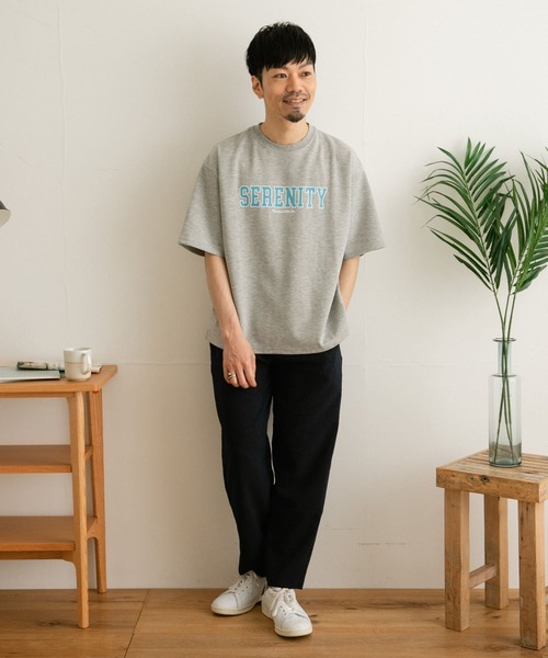 ITEMS URBANRESEARCH（アイテムズ アーバンリサーチ）の「ロゴプリント Tシャツ（Tシャツ/カットソー・メンズ・グレー/ベージュ/ホワイト・LARGE/MEDIUM）」の17枚目の写真