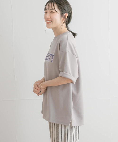 ITEMS URBANRESEARCH（アイテムズ アーバンリサーチ）の「ロゴプリント Tシャツ（Tシャツ/カットソー・メンズ・グレー/ベージュ/ホワイト・LARGE/MEDIUM）」の18枚目の写真
