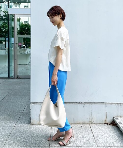 OPAQUE.CLIP（オペークドットクリップ）の「◆タックデザインスリーブブラウス【マルチファンクション/WEB限定サイズ】（シャツ/ブラウス・レディース・ブラック/レンガ/グリーン系その他4/ホワイト系/ブルー系7・40/38/42/36）」の10枚目の写真