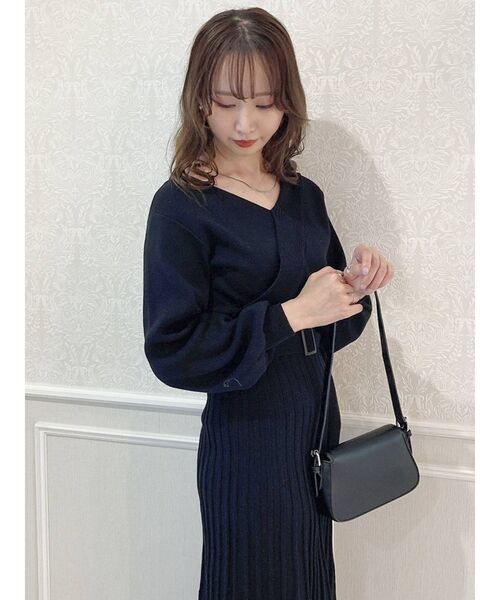 dazzlin(ダズリン)の「プリーツカシュクールロンスリワンピース(ワンピース・レディース・ブラック/ベージュ/パープル/ブラウン・FREE)」の15枚目の写真
