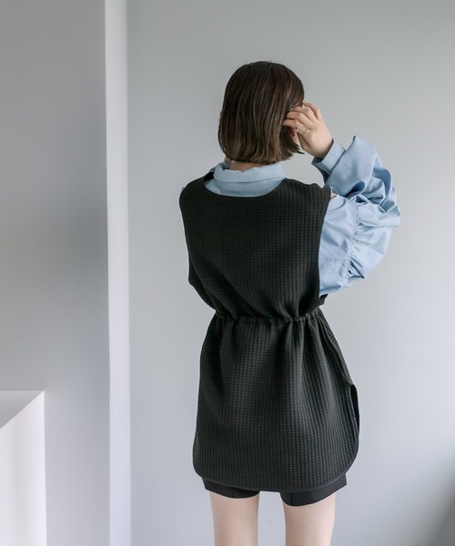 mystic（ミスティック）の「デニム肩あきボリュームシャツ（シャツ/ブラウス・レディース・ブルー/ネイビー/ブルー系その他・FREE）」の15枚目の写真