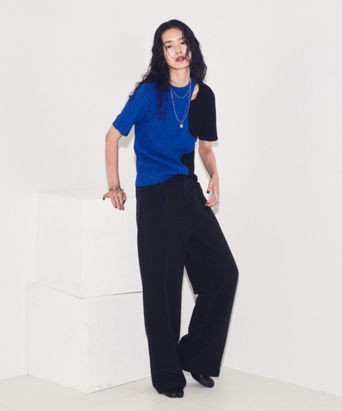 VACANCY(ヴァカンシー)の「アシンメトリーカットTシャツ(Tシャツ/カットソー・レディース・ブルー/ブラック・FREE)」の13枚目の写真